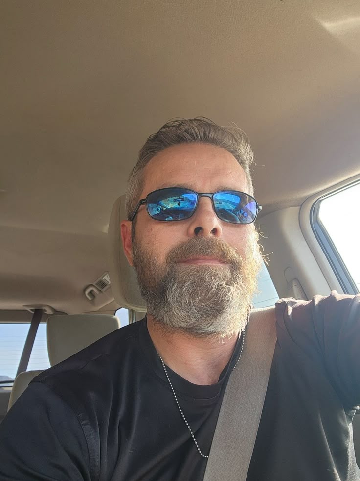 <em>Sergio Perez </em><em><strong>(Spain)</strong></em>